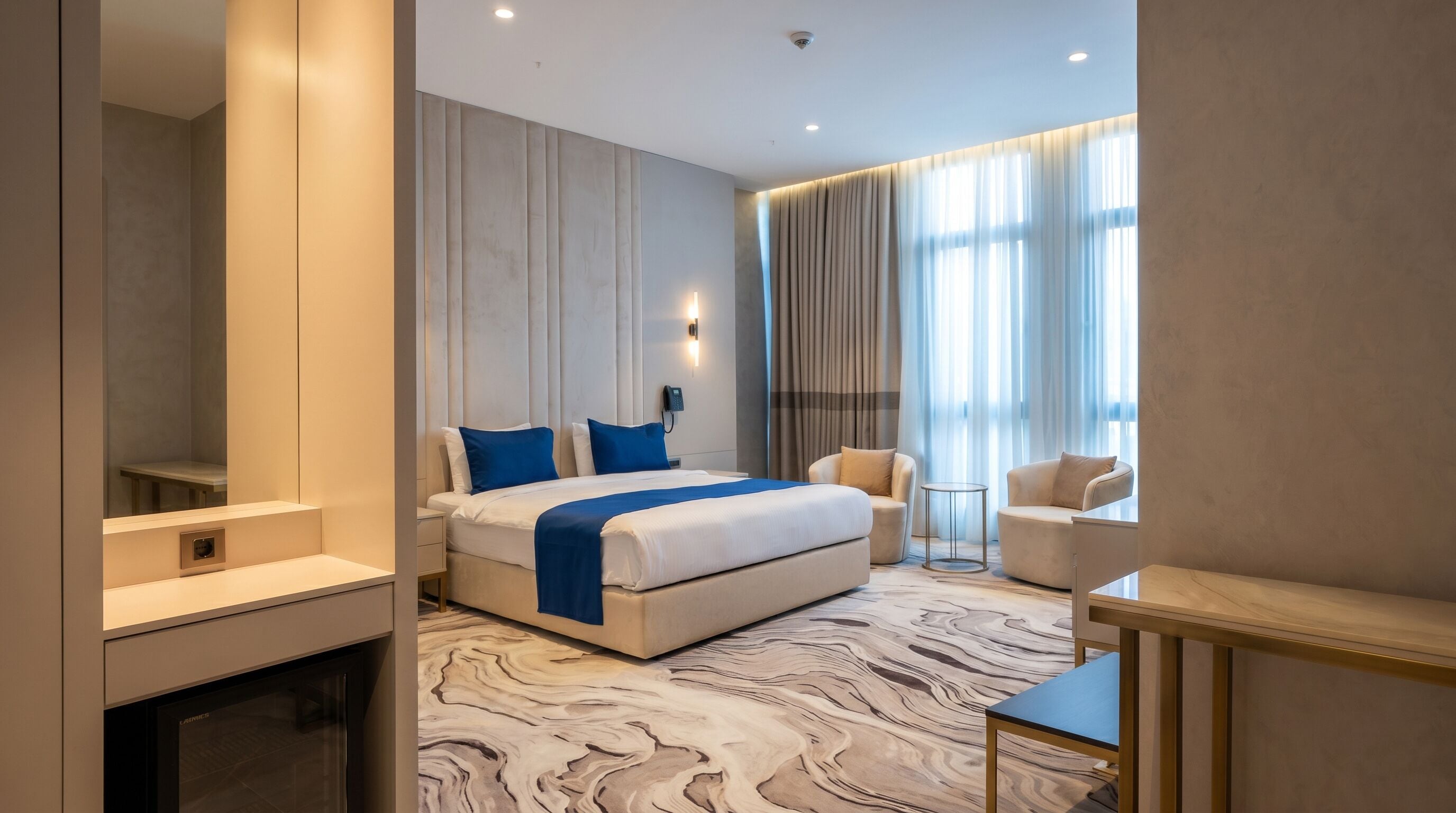 Superior tweepersoonskamer, balkon, uitzicht op zee | Een minibar, gratis wifi, beddengoed