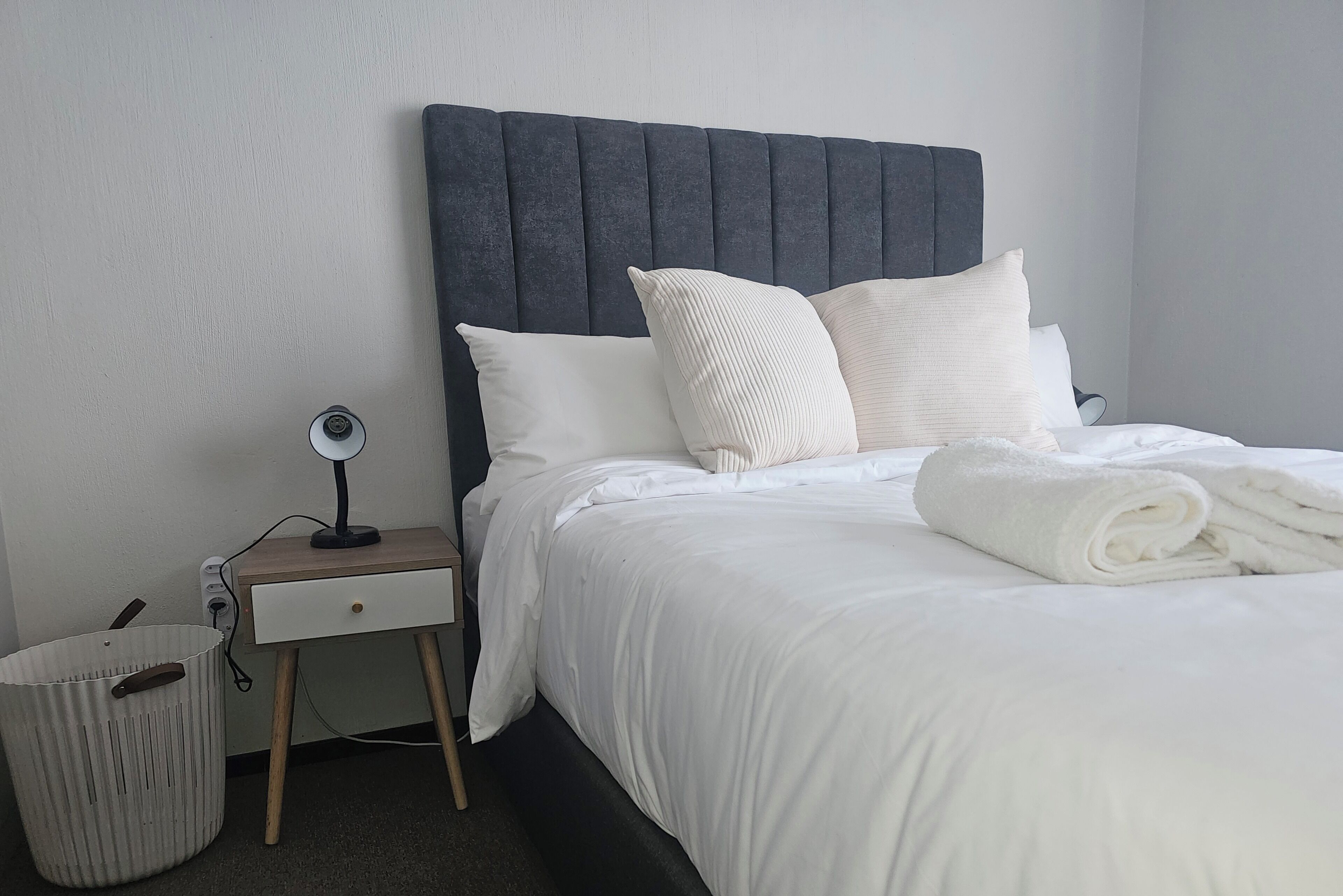 Iron/ironing board, internet, wheelchair access