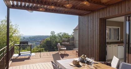 In the Shadow of First Names - André's Guesthouse