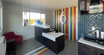 Spacious 1 KingBed|FreeParking|Wifi|TV