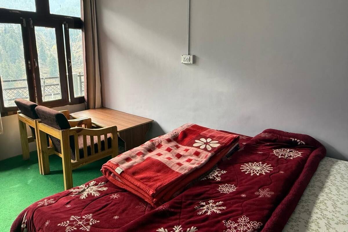 Standard Room | Free WiFi