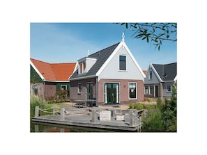 Exterior - Holiday Home in Uitdam With Sauna (Uitdam)