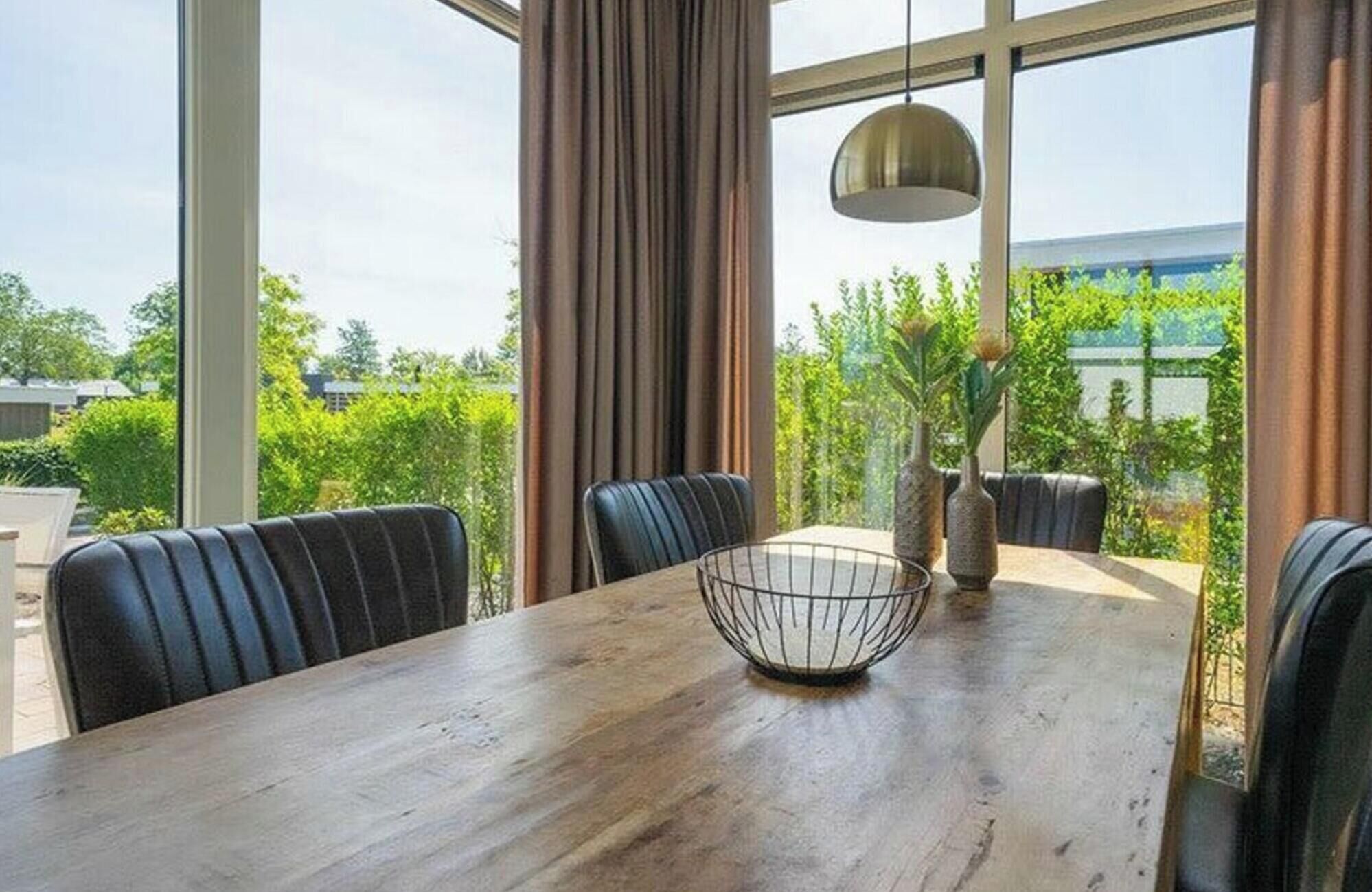 House | Dining