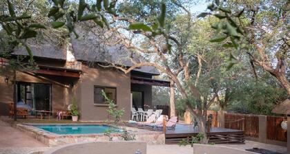 Nkanyi Wildlife House and Cottage