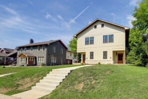Exterior - Close to Dtwn & Med Center: Knoxville Home Base (Knoxville)