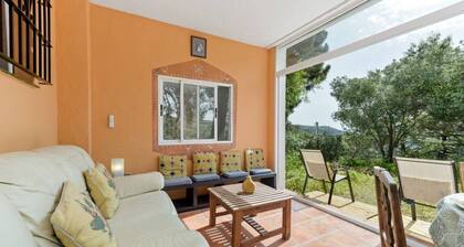 Casa Montaña Estepona Mirador del Padrón (9 km from the beach and pet-friendly)
