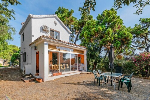 Estepona Mirador Country House (9 km from the beach)