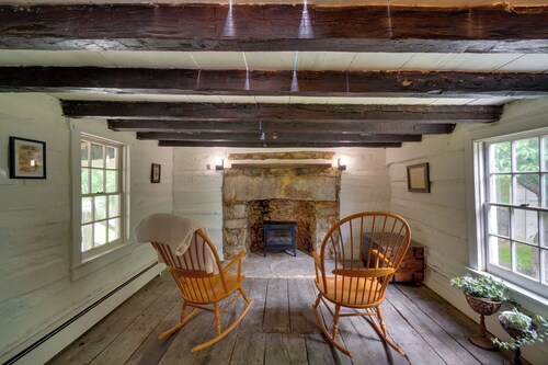 Historic DC Wine Country: 10 Acres, Private Pool