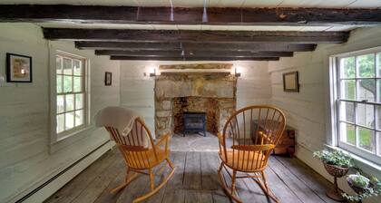 Historic DC Wine Country: 10 Acres, Private Pool