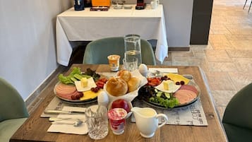 Daily continental breakfast for a fee