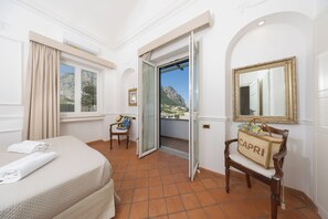Blackout drapes, iron/ironing board, free WiFi - Villa Preziosa - Panoramic Sea View (Capri)