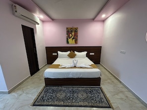 Quarto casal luxo, vista para a cidade | Wi-Fi de cortesia