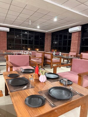 Dining - Jawai Mount Town (Doodni)