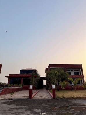 Exterior - Jawai Mount Town (Doodni)