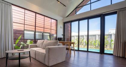 Villa Mango Kuta Lombok
