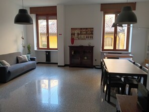 Living area - Cattaneo 19 Apartments (Verona)