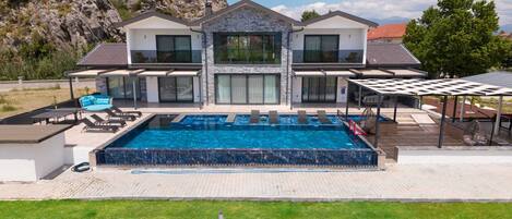Villa | Pool | Außenpool