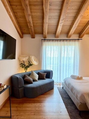 Kamar Triple | Interior
