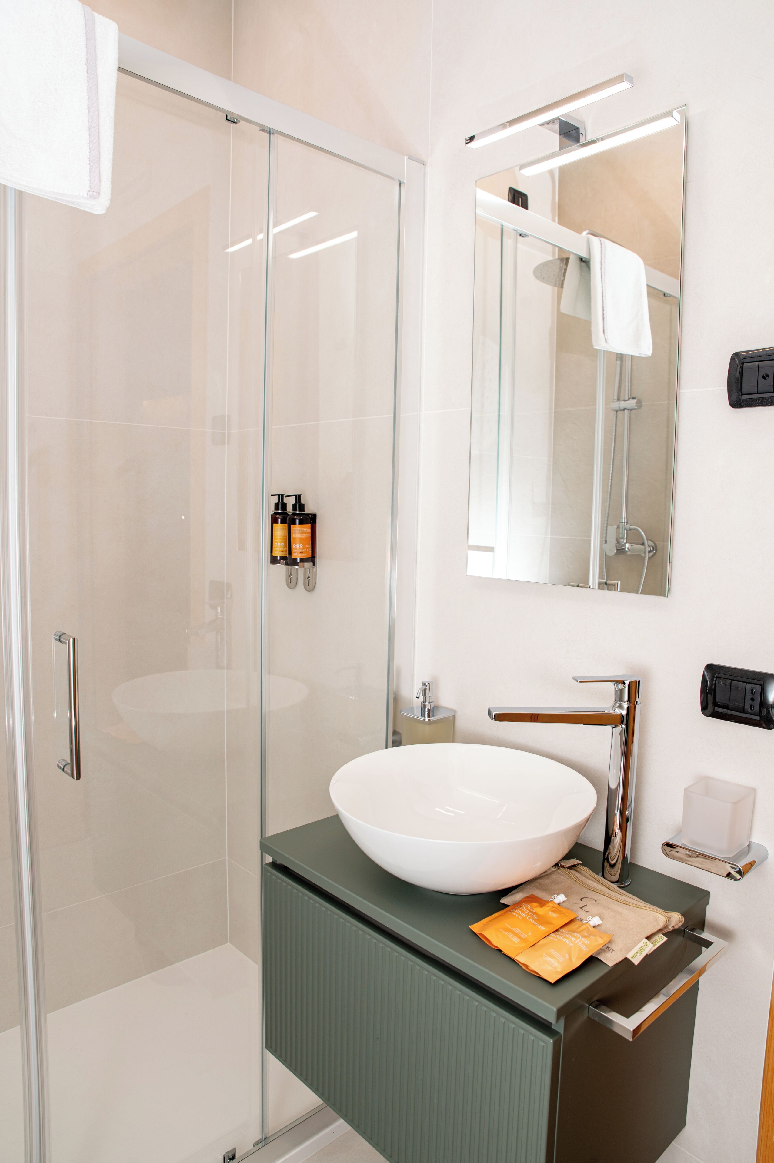 Chambre Triple | Salle de bain
