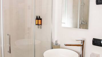 Chambre Triple | Salle de bain