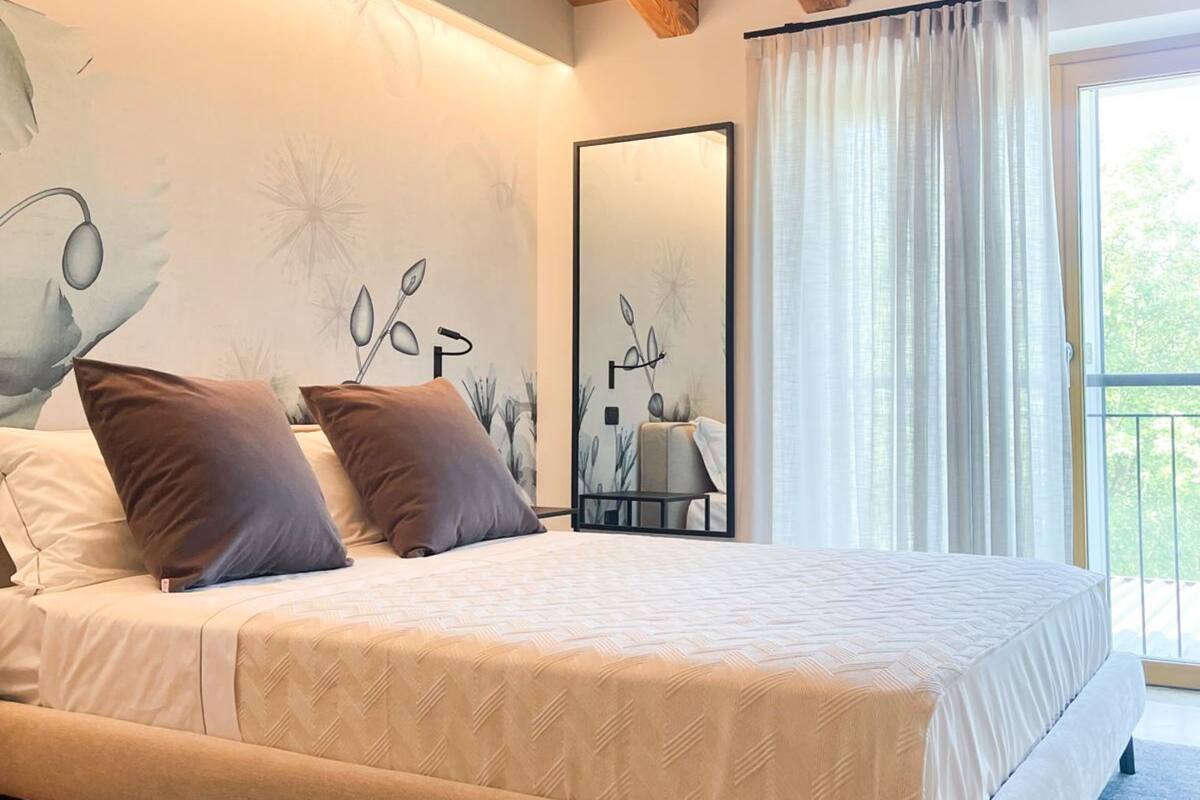 Habitación estándar doble, vistas al viñedo | Minibar, caja fuerte, wifi gratis y ropa de cama