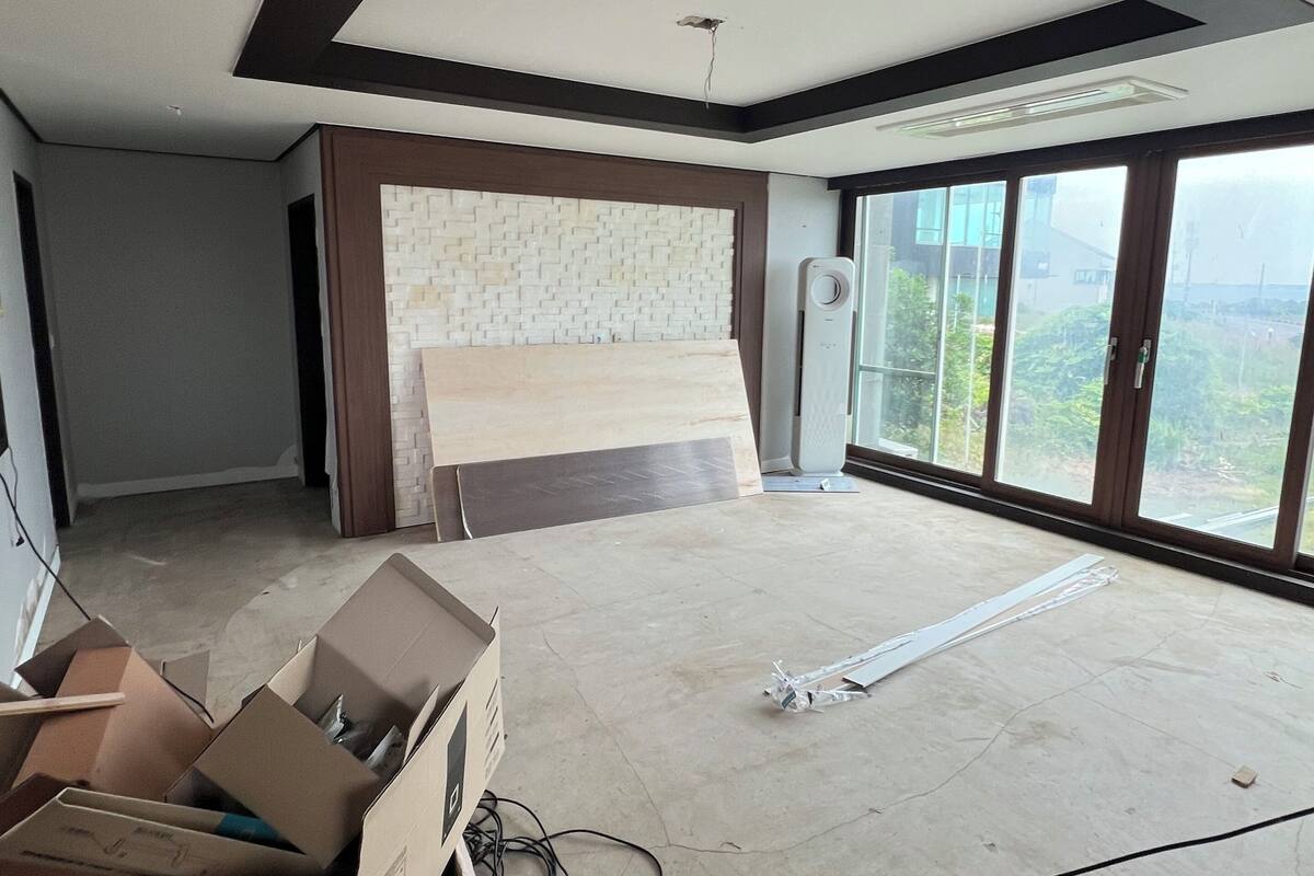 Basic Studio Suite | Interior