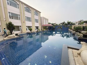 Kolam renang