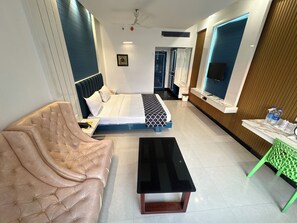 Presidential Suite, Sea Facing - Puri Golden Palace Near Sea Beach (Puri)