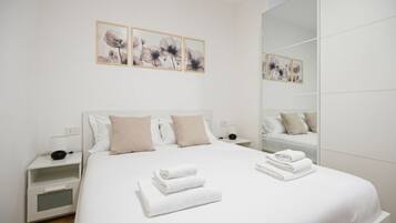 Apartment (1 Bedroom) | Interior