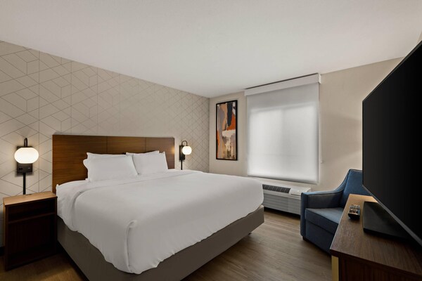 Everhome Suites Salem - Silverton, OR