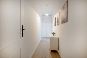 Interior - Large studio apartment perfect for two people, is located in a shared villa but has its own private access. It features a shared garden and a large furnished patio for exclusive use. The accommodation is located in Marina di Pulsano, a well-served seasid (Marina di Pulsano)