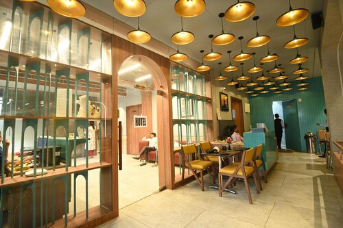 Hotel Minaxi Palace