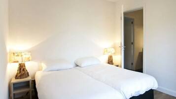 House | 10 bedrooms, individually furnished