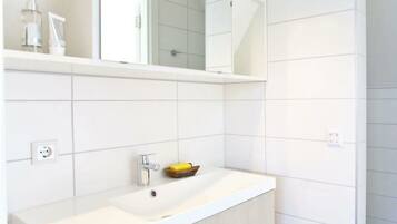 House | Bathroom