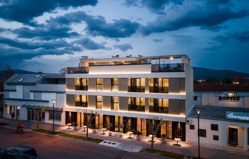 Stunning apartment in Metkovic with sauna