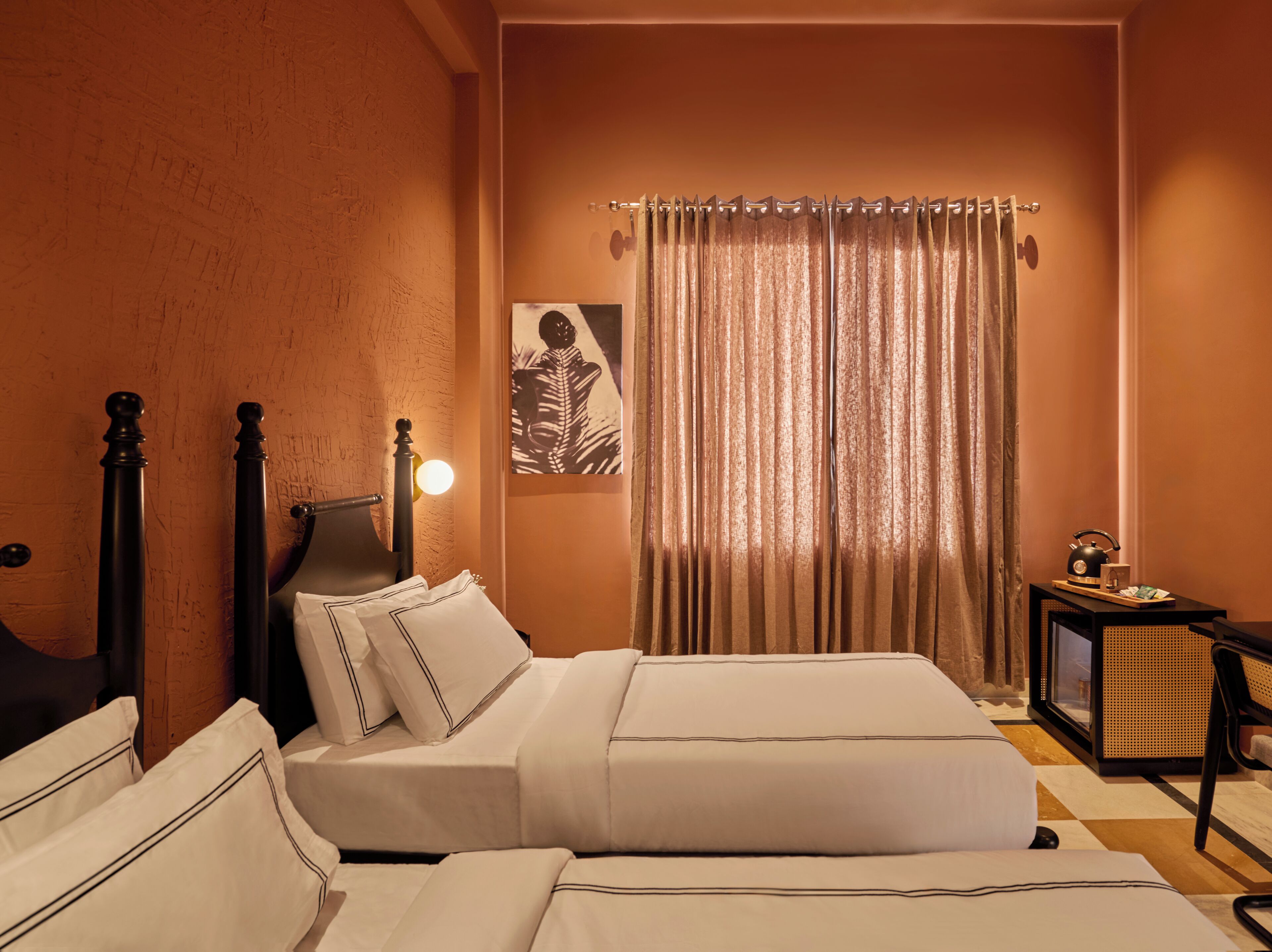 Superior Twin Room | Laptop workspace, blackout curtains, iron/ironing board, free WiFi