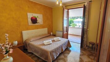 3 camere, Wi-Fi gratuito, lenzuola