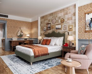 Ein Schlafzimmer mit einem Bett, Nachttischen, einem Schreibtisch, einem Stuhl und einem kleinen Tisch mit einer Tasse.