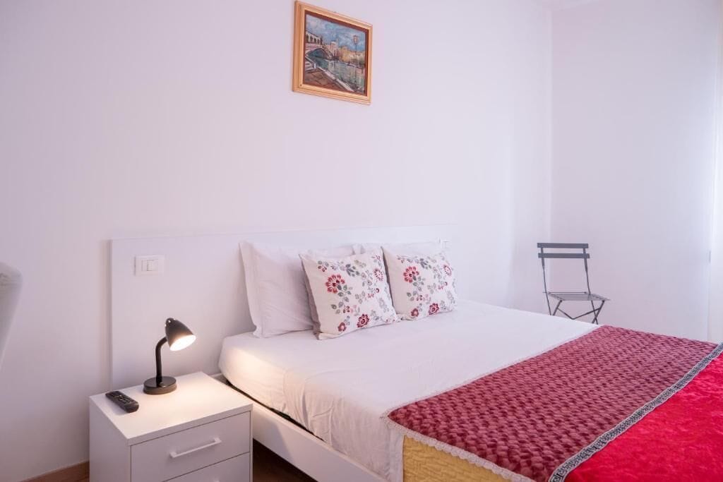 Habitación Deluxe doble | Tabla de planchar con plancha y wifi gratis