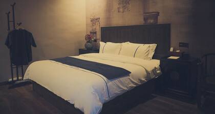QingXi Hotel