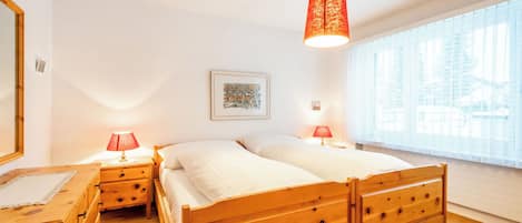 2 bedrooms, Internet