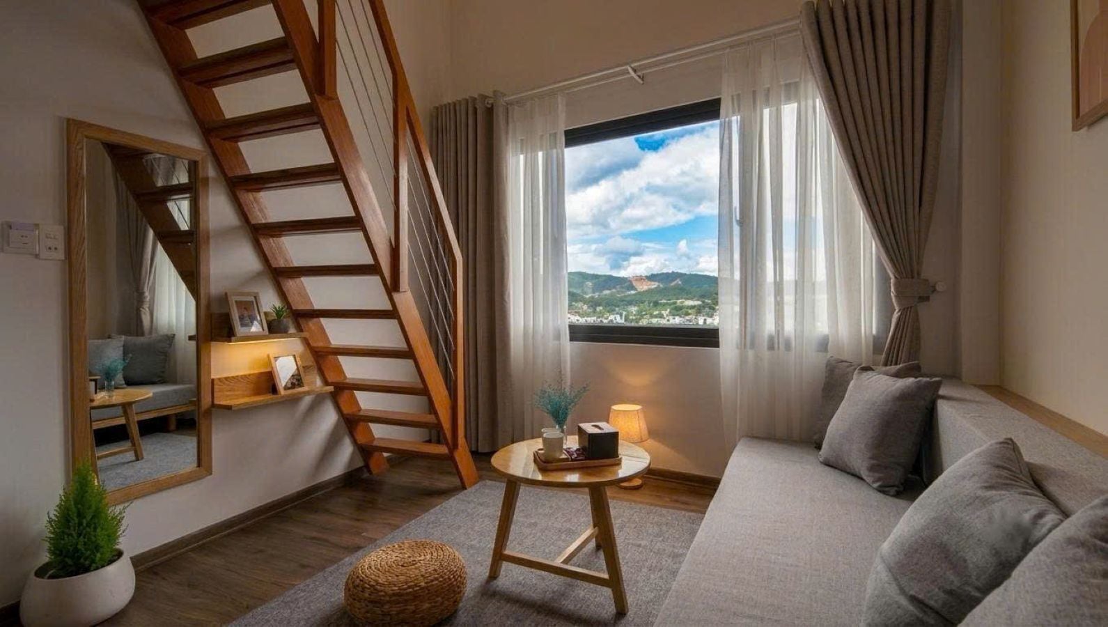 Superior loft, uitzicht op stad | Woonkamer