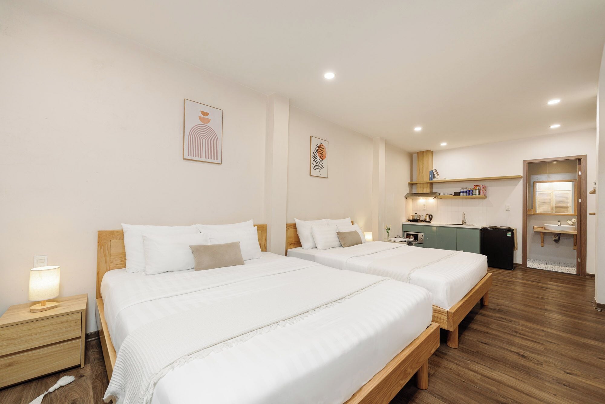 Deluxe Quadruple Room, Kitchenette