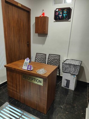 Lobby - Hotel Shree Krishnam Kota (KOTA)