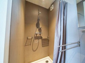 House | Bathroom - Holiday Home in Otterlo With Terrace (Otterlo)