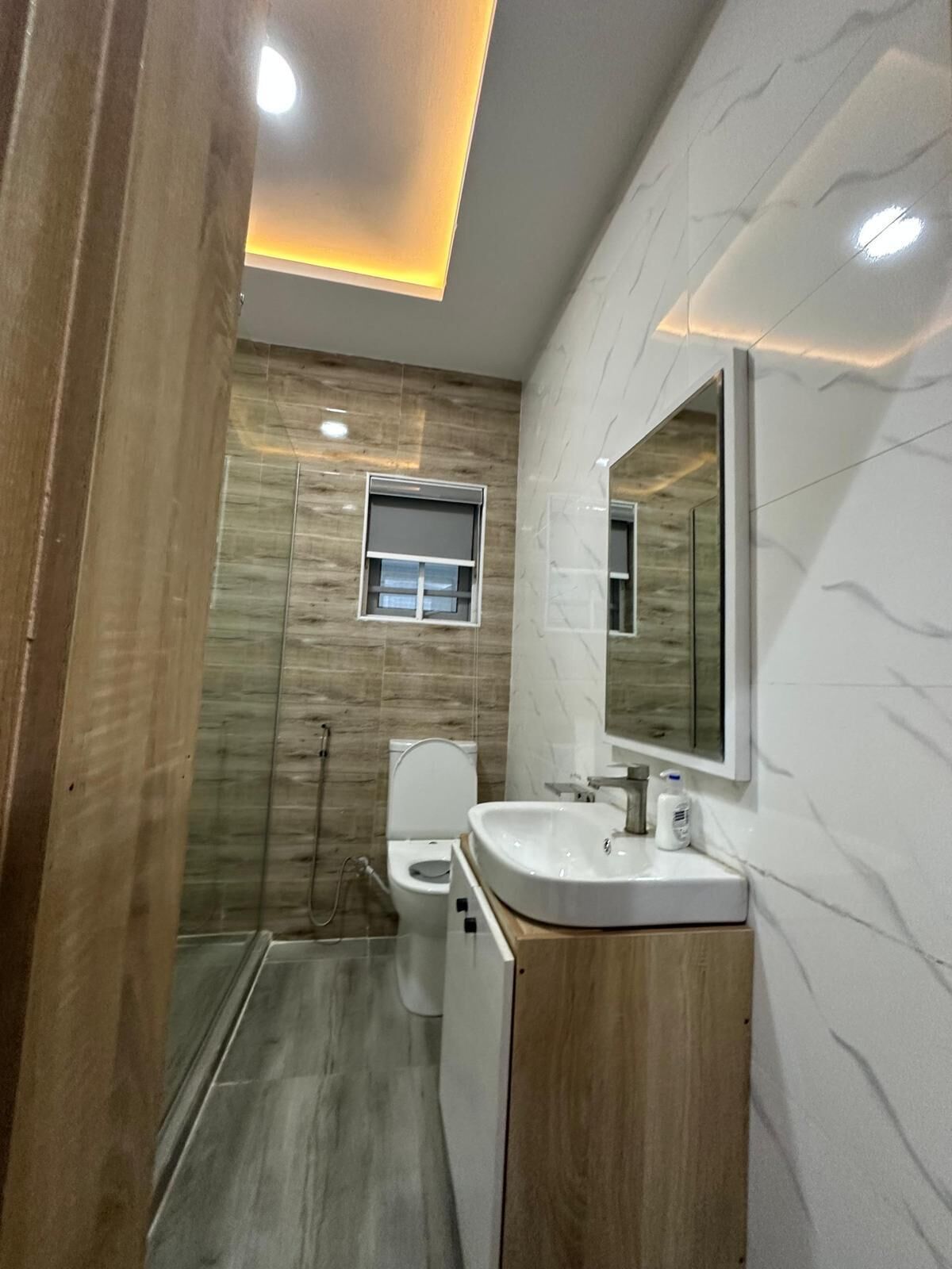 Luxury Apartment, 2 Bedrooms, Kitchenette, Courtyard View | Bathroom | Shower, free toiletries, towels, soap