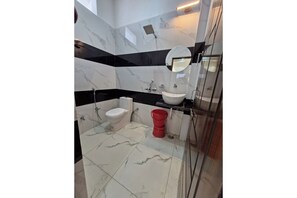 Chambre Deluxe, vue ville | Salle de bain
