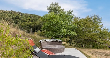 Gästehaus 'Fewo Talblick' mit privater Terrasse, Garten und WLAN