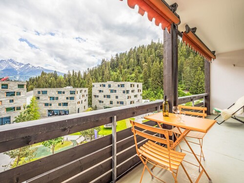 Val Signina 8-17 by Interhome