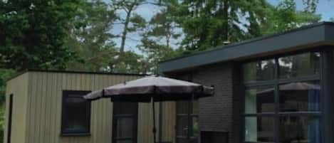 House | Terrace/patio